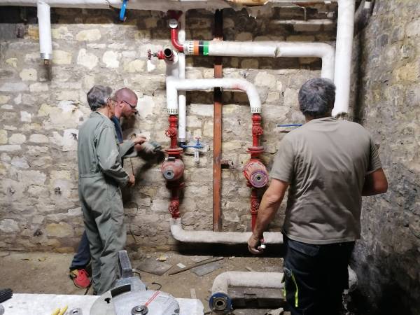 Dismantling old pipes