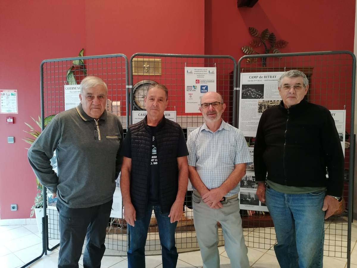 L'équipe de montage Jean-Jacques, Vincent, Rémi et Dominique