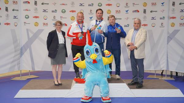 Un premier podium